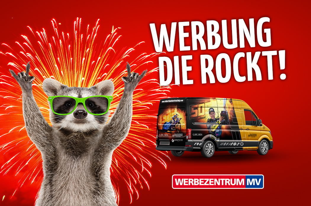 Werbezentrum-MV-Anzeige mit Waschbär, Feuerwerk und foliertem Fahrzeug